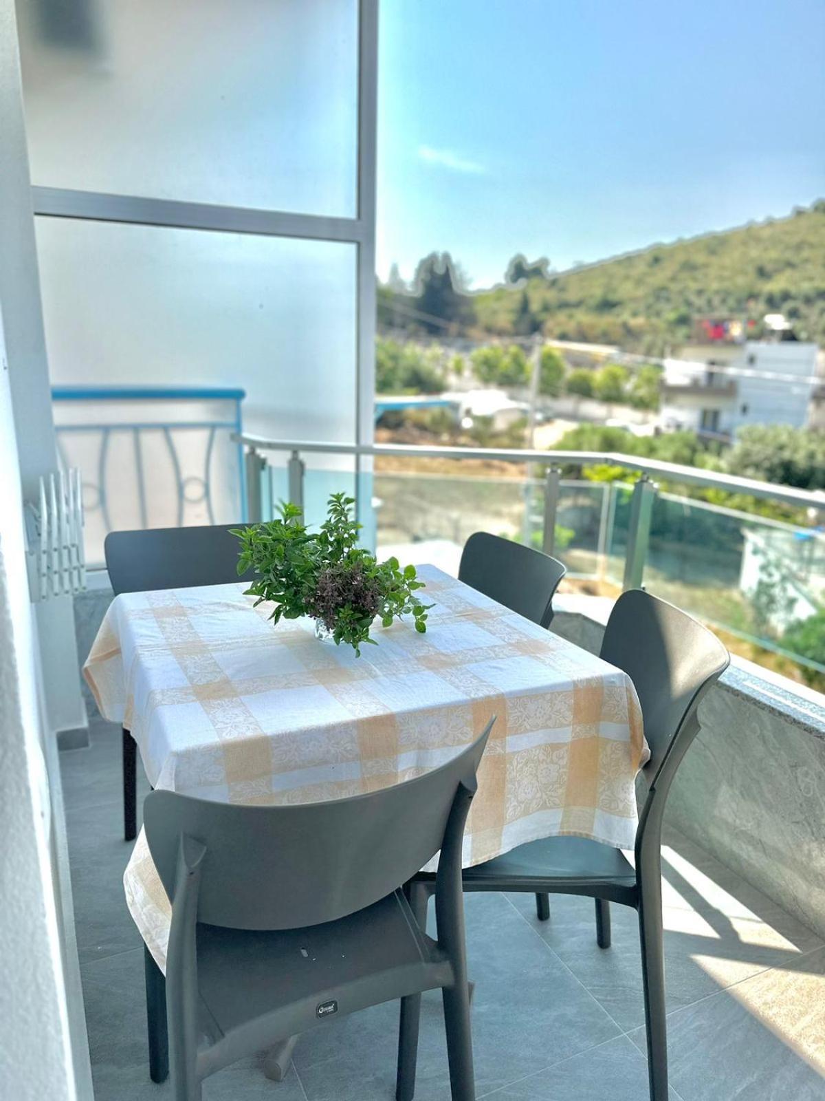 Apartaments Rraku Sarandë Eksteriør bilde