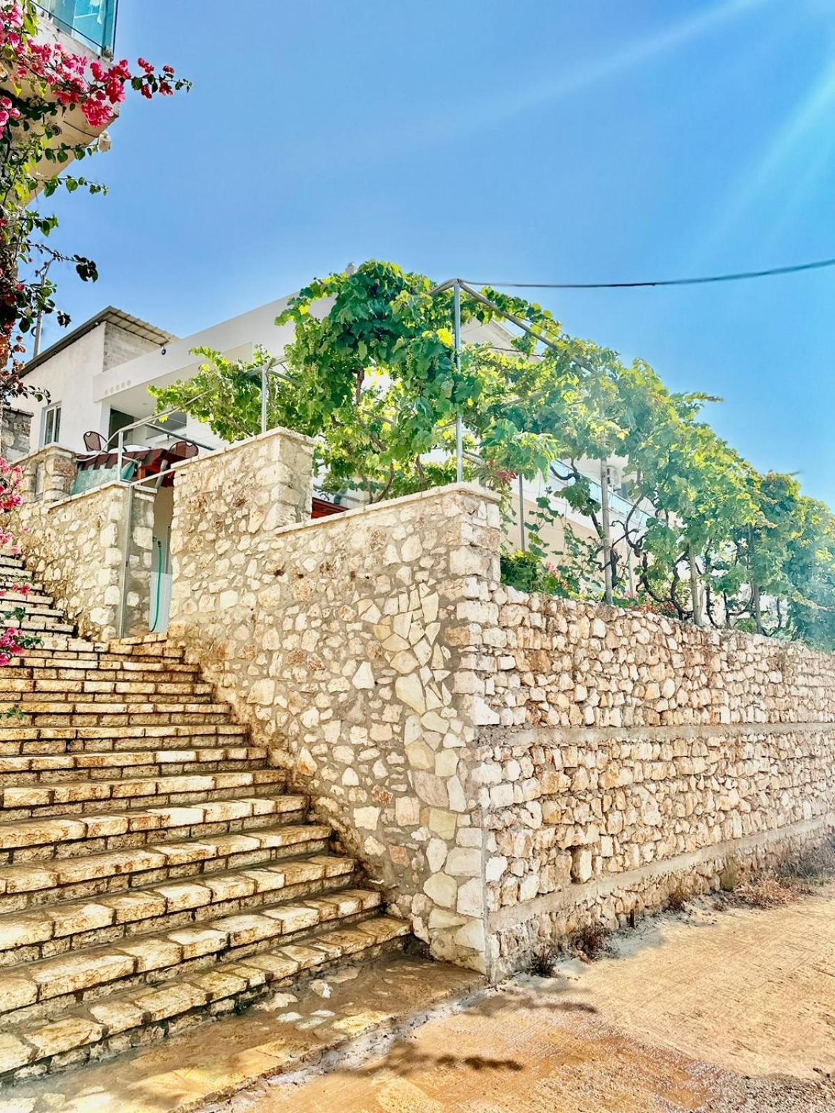 Apartaments Rraku Sarandë Eksteriør bilde