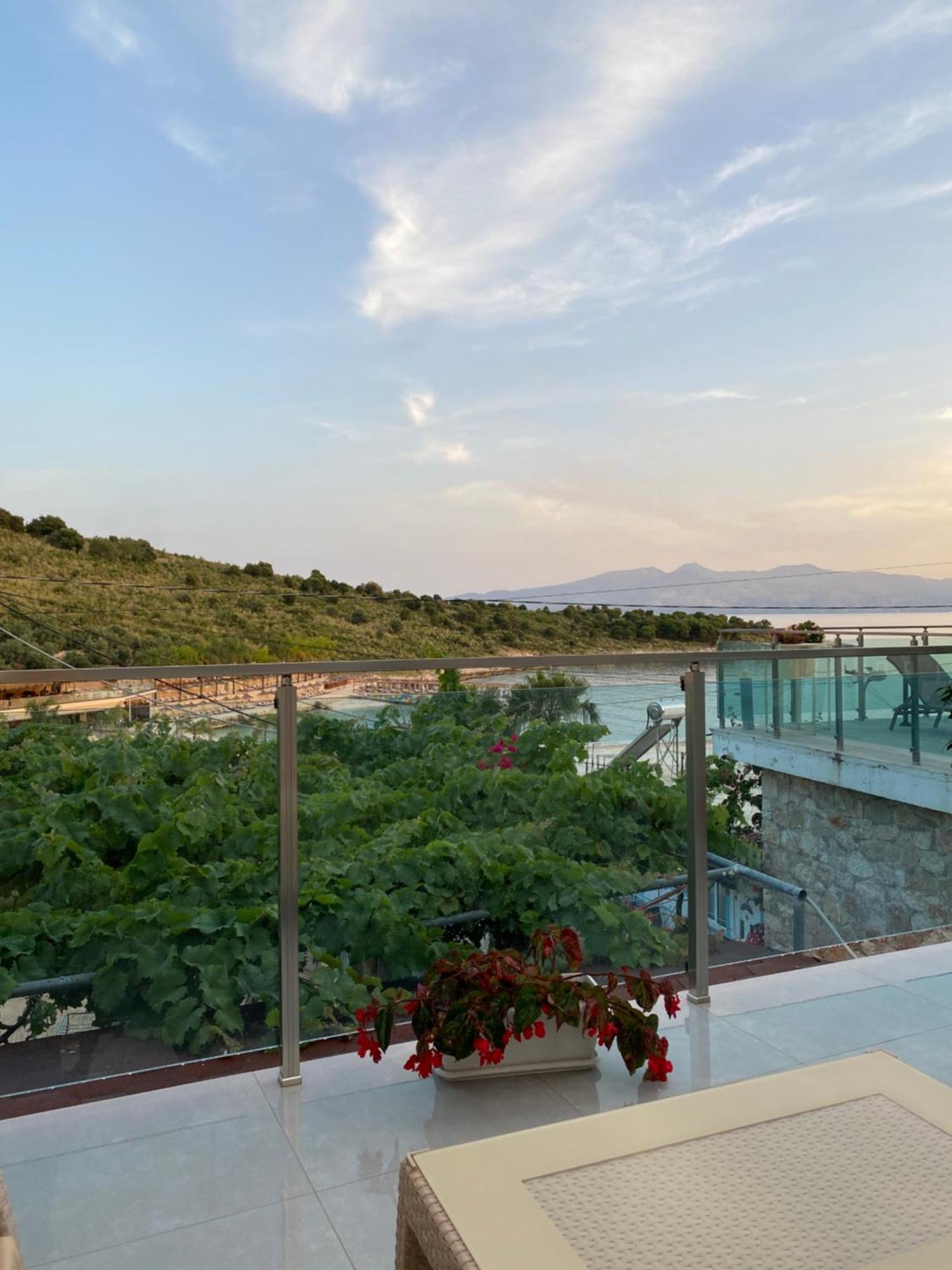 Apartaments Rraku Sarandë Eksteriør bilde