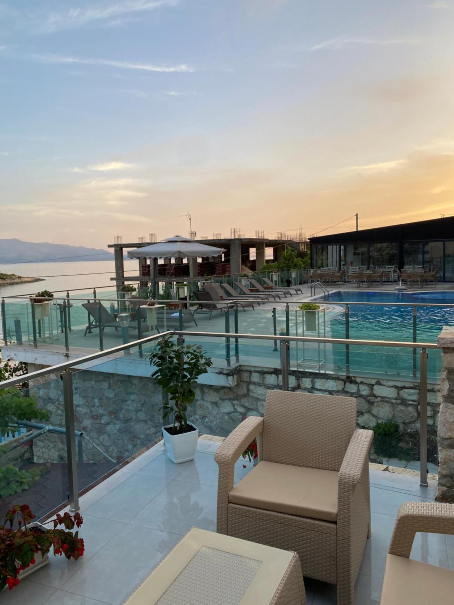 Apartaments Rraku Sarandë Eksteriør bilde