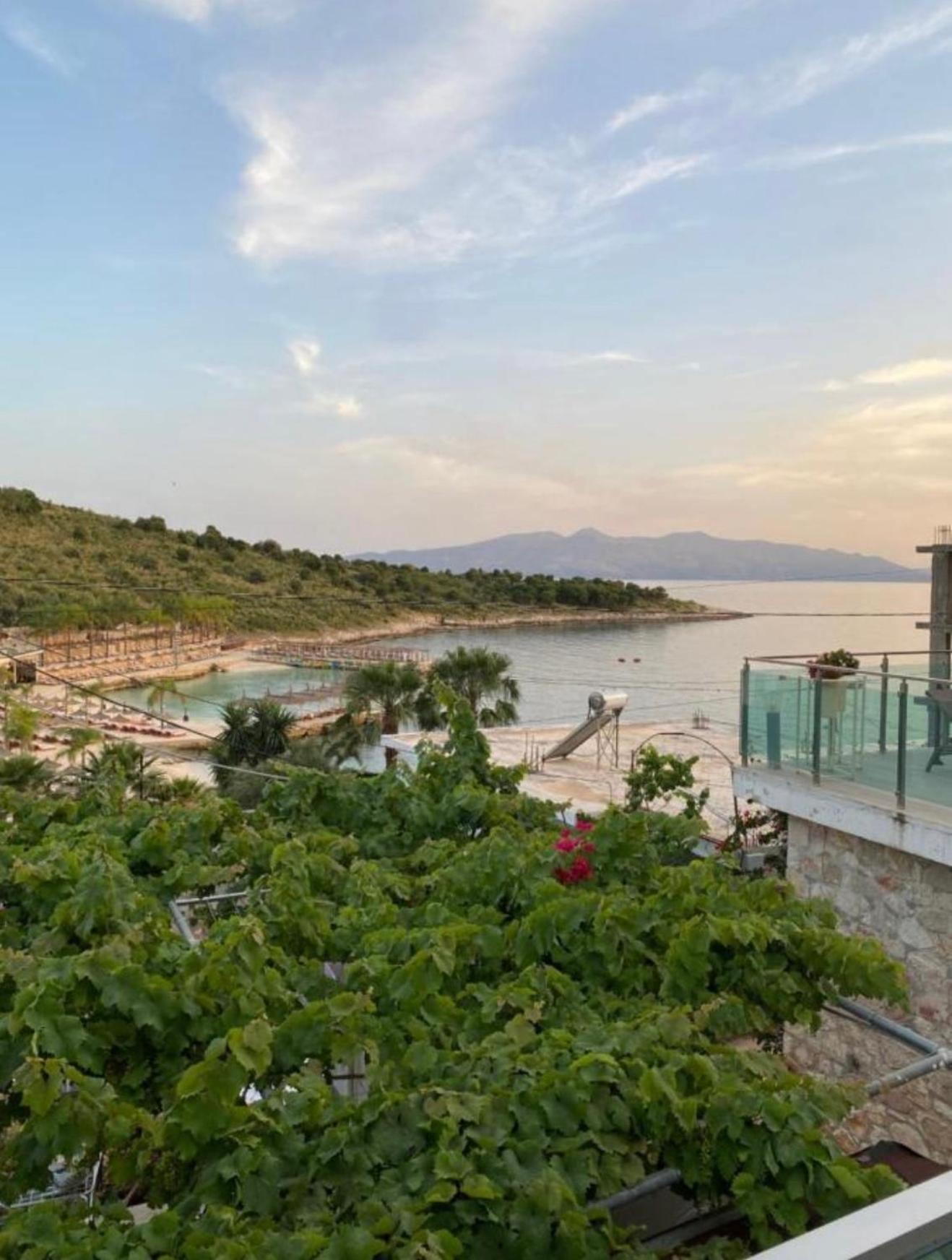 Apartaments Rraku Sarandë Eksteriør bilde